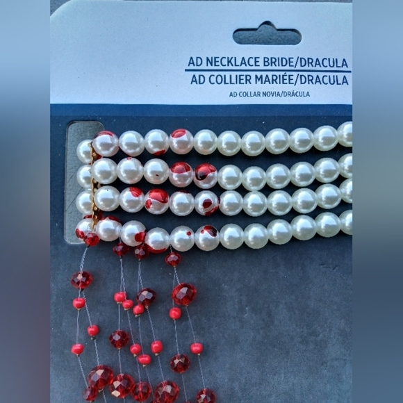 Gothic Pearl Beaded Blood Drip Choker Necklace NWT - Picture 2 of 5